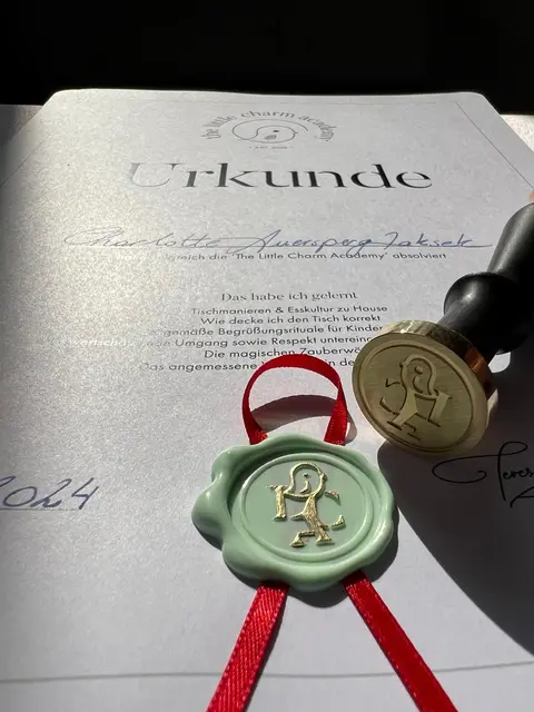 Jedes Kind bekommt am Ende des Kurses eine Urkunde. | Foto: Auersperg-Zakses