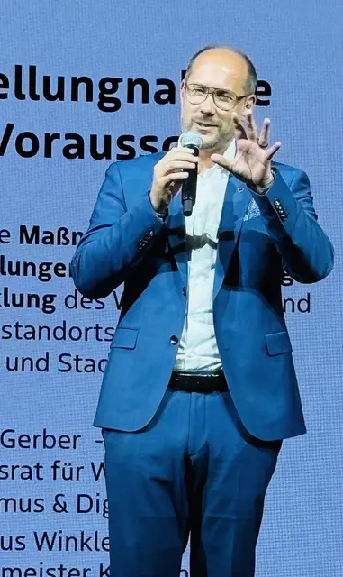 LR Mario Gerber war bei der Präsentation dabei. | Foto: Nikolaus Kogler