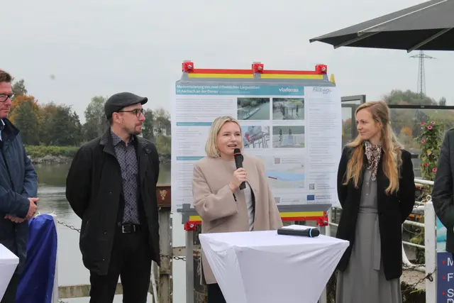 Landtagsabgeordnete Astrid Zehetmair betont die Wichtigkeit für den Wirtschaftsstandort und Tourismus.  | Foto: MeinBezirk/Magdalena Wimmer