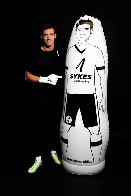 Richard Strebinger entwickelte auch eigene Tormann-Dummys. | Foto: Sykes