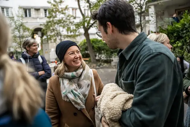 Auch die Bezirksvorsteherin außer Dienst, Silvia Janković (SPÖ), war vor Ort. | Foto: Stadt Wien/Karo Pernegger