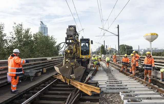 Bei der U6 müssen Weichen getauscht werden. In den Herbstferien wird daher ein Teil der Strecke gesperrt. | Foto: Thomas Jantzen/Wiener Linien
