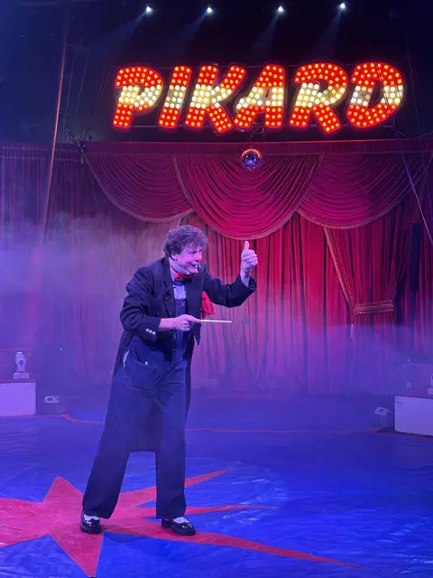 Clown Mathieu hatte die Lacher stets auf seiner Seite.  | Foto: Wolfgang Ilkerl