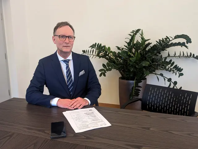 Herbert Zankl, FPÖ-Ortsparteiobmann von Treffen am Ossiachersee, spricht sich klar gegen die geplanten 380-KV-Leitung aus. | Foto: FPÖ-Treffen