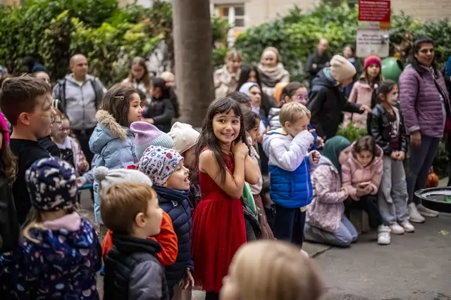 Zahlreiche Kinder ließen sich das bunte Programm nicht entgehen. | Foto: Stadt Wien/Karo Pernegger