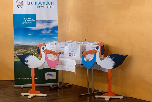 Auf die Familien warteten kleine Geschenke seitens der Gemeinde. | Foto: Fotostudio Horst