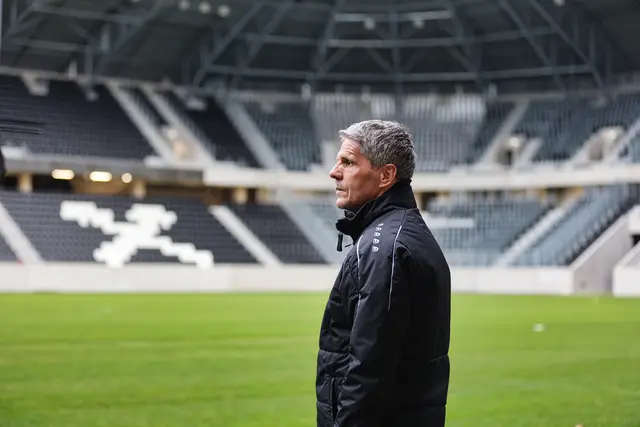 Didi Kühbauer versuchte im Training, den LASK-Kickern neues Selbstvertrauen einzuhauchen. | Foto: Reischl