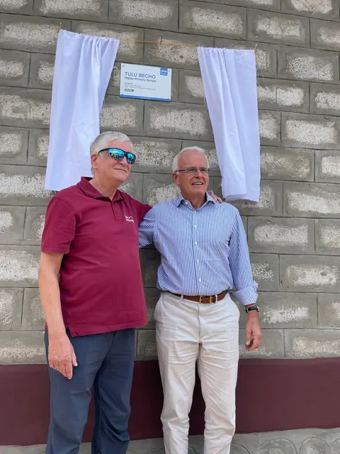 Peter Krasser und der Großsponsor der beiden Schulen Gerald Schweighofer | Foto: MFM