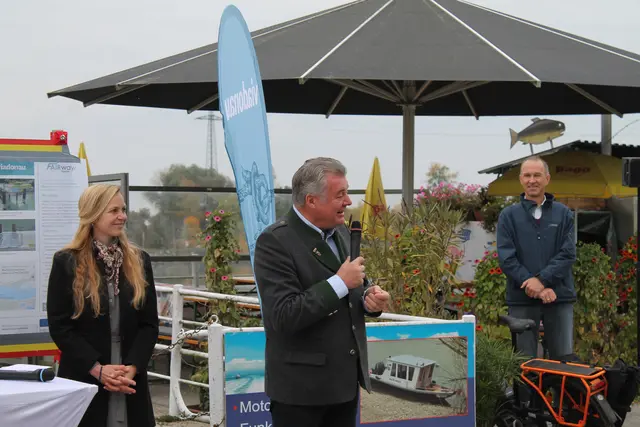 Verkehrslandesrat Günther Steinkellner sieht es als Investition für zukünftige Projekte.  | Foto: MeinBezirk/Magdalena Wimmer