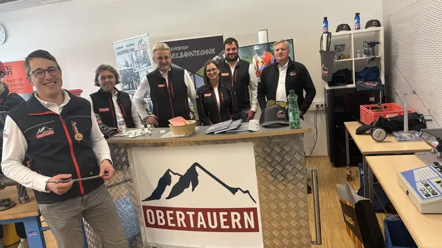 Eine Foto-Impressionen von der "BerufsInfoBörse" ( kurz: BIB) im Lungau im Haus für Wirtschaft, Arbeit und Bildung, am 17. Oktober 2025. | Foto: pjw