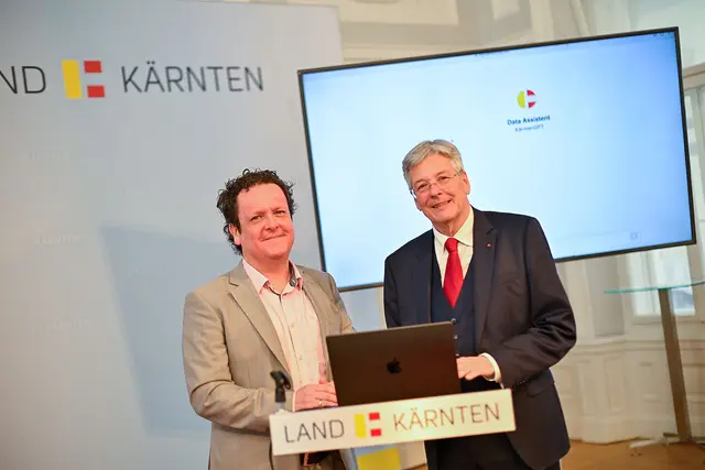 LH Peter Kaiser und Christian Inzko | Foto: LPD Kärnten/Bauer