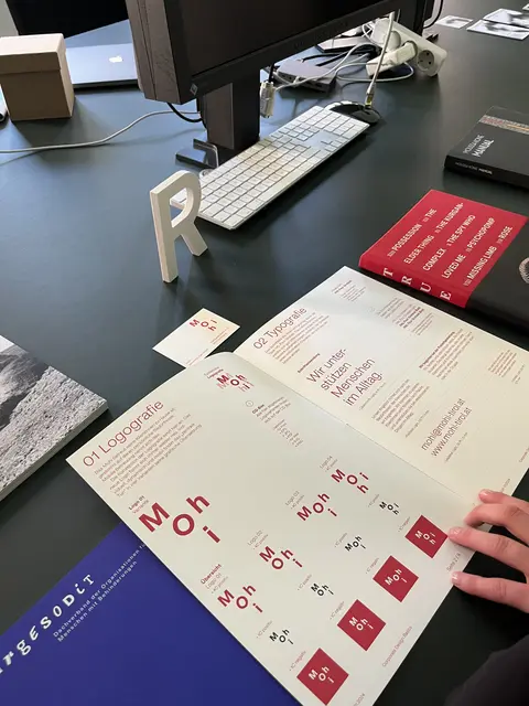 Corporate Design, Typo- und Logografie waren die ganz großen Themen rund um den „Open Studio Day 2025“.  | Foto: HLW FW Kufstein