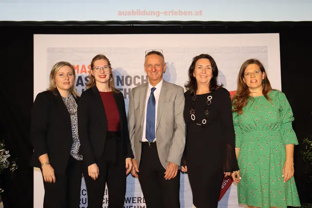 WEZ und ABV als Vorbereitungsteam: Marina Fuchsbichler, Nadine Schleifer, Johannes Binder, Sonja Hutter-Binder und Elisa Felber | Foto: Lederer