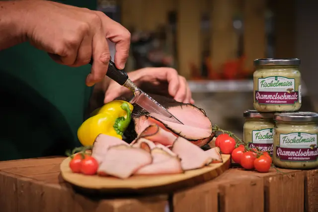 Fischelmaier - Feinste Mühlviertler Schmankerl-Werkstatt in Pabneukirchen. | Foto: Fischelmaier