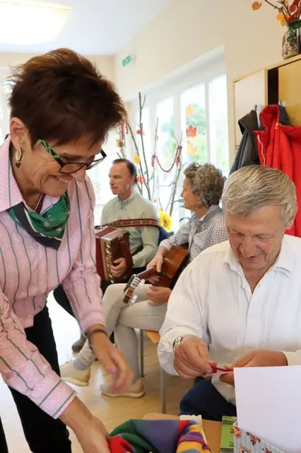 Die Erlöse der Verlosung werden für zukünftige gemeinsame Aktivitäten der Seniorinnen und Senioren verwendet. | Foto: Tom Misslik