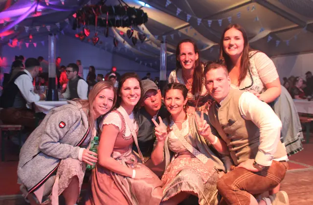 Die Tanzfläche war am Oktoberfest in Podersdorf am See den ganzen Abend lang gut gefüllt. 