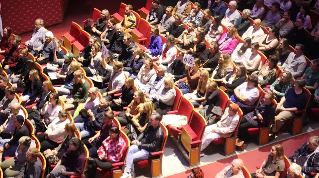 Volles Haus im Innsbrucker Landestheater | Foto: Tatschl