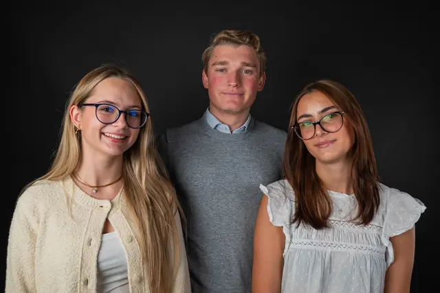 Das Organisationsteam von Seven Event: Die drei HTL-Maturanten Jessica Zivny, Julius Sima und Sarah Kriegl (v.l.) bringen mit frischen Ideen und viel Engagement neues Leben in Villachs Partyszene. | Foto: Seven Event/Team