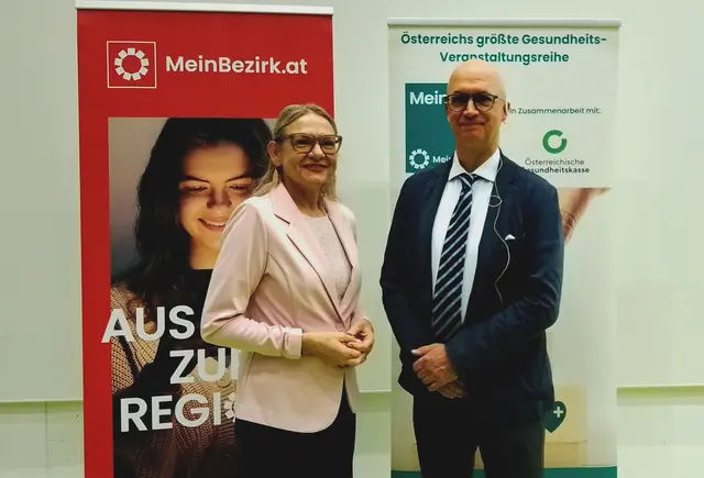 HNO-Spezialist Dietmar Thurnher mit Moderatorin Martina Kohrgruber. | Foto: meinbezirk.at / Christian Pendl