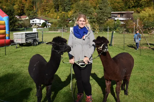 Alpakafarm Erlebnisbauernhof Lechner aus Bromberg, bot auch den jüngsten Besuchern ein tierisches Erlebnis. | Foto: Elisabeth Peinsipp 