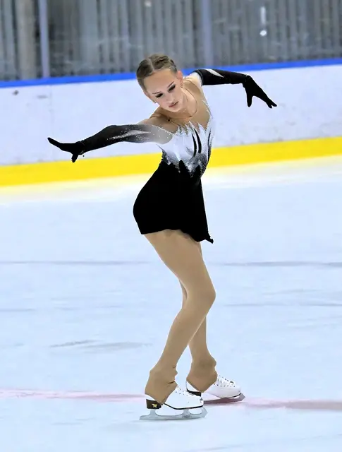 Marie Födinger freute sich über den dritten Rang. | Foto: Luca Tonegutti