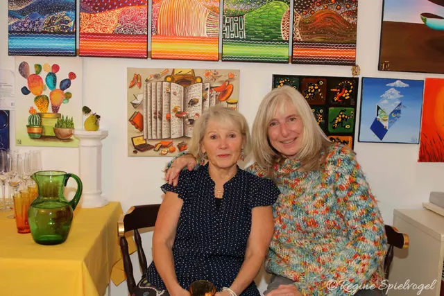 Doris freute sich über den Besuch von Freundin Doris. 