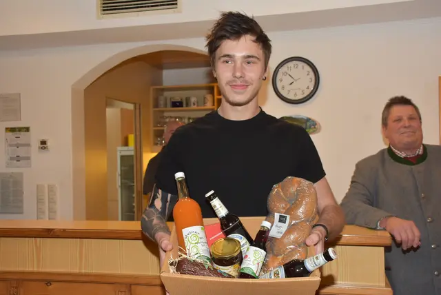 Galanacht des Schützeneins Pabneukirchen. 60 Jahre Schützenverein. Ehrung der Staats-, Landes und Ortsmeister 2025.  | Foto: Zinterhof