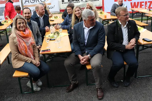Gemeindevertreter nahmen an der Feier teil | Foto: Gerhard Langmann