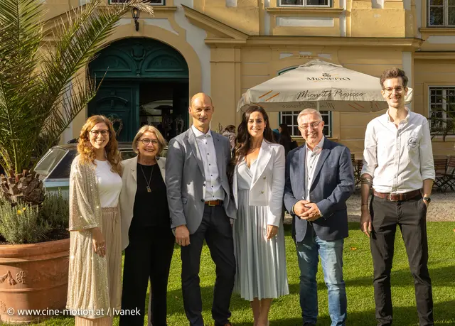 Verena Kögl, Marianne Bastel, Stefan Breyer, Petra Haumer, BM Herbert Werner und Moritz Gasser (vlnr). | Foto: www.cine-motion.at / Ivanek