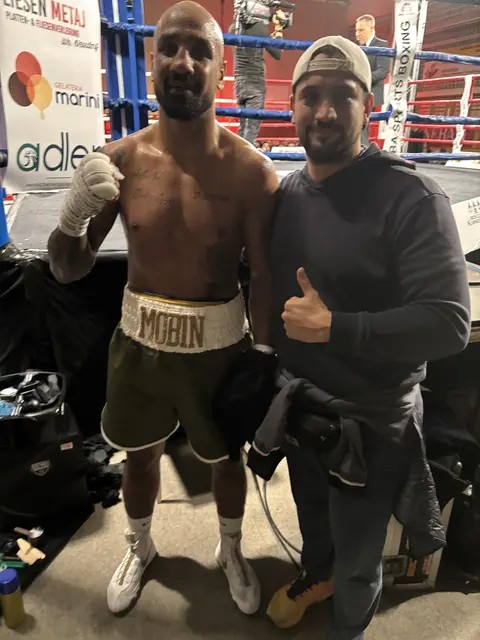 Österreichs Box-Aushängeschild Marcos Nader (re.) mit seinem Schützling Mobin Khahrazeh.  | Foto: Wolfgang Ilkerl