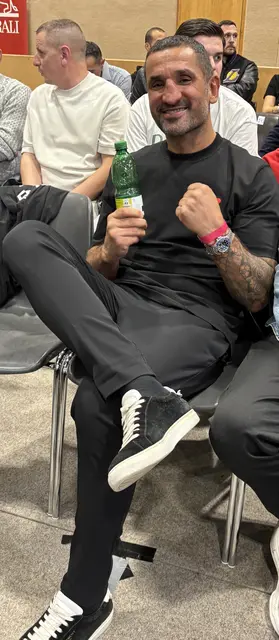 Interessierter Beobachter in Korneuburg: Der mehrfache Thaibox-Weltmeister Fadi Merza.  | Foto: Wolfgang Ilkerl