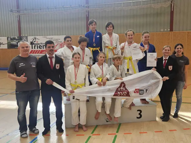 Strahlende Gesichter nach einem erfolgreichen Wettkampftag – das SVR-Judo-Team beim Tirol Cup in Reutte. | Foto: SVR ZV Judo
