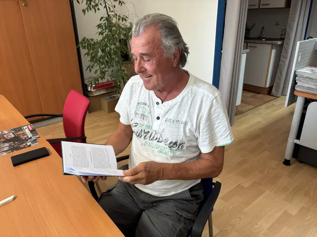 Humorvolle Seitenhiebe auf Ministerien lockern die ernsten Themen auf. | Foto: Alexandra Goll