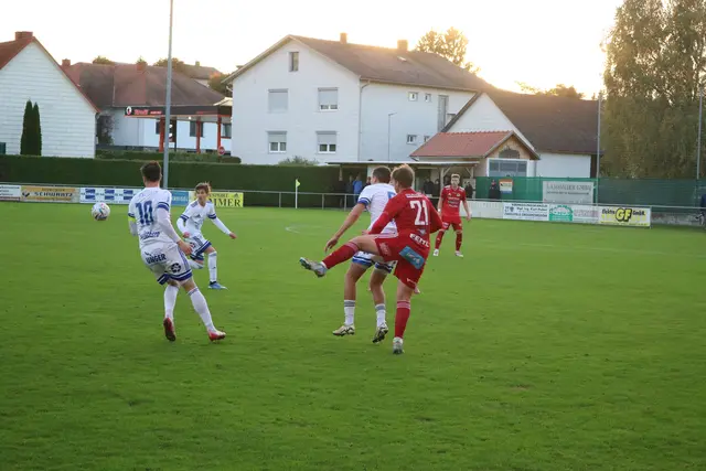 Kämpferischer Einsatz bis zum Schlusspfiff, beide Teams lieferten sich eine spannende Partie auf Augenhöhe. | Foto: Jana Gollacz