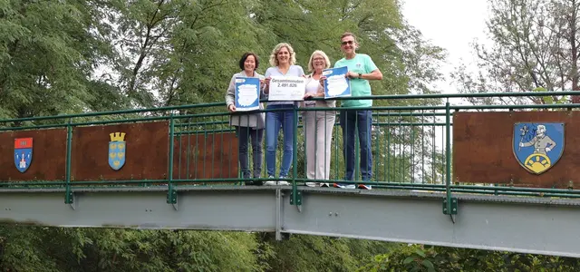 spusu NÖ-Gemeindechallenge - MG Lanzenkirchen 1. Platz und MG Bad Erlach 3. Platz: GR Traude Kornhofer und Bürgermeisterin Bärbel Stockinger aus Bad Erlach, Vizebürgermeisterin Heidi Lamberg und Manfred Thurner aus Lanzenkirchen | Foto: Marktgemeinde Bad Erlach