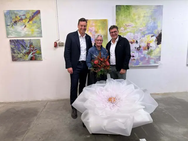 Jochen Bocksruker und Andreas Albrecher mit Kunstfabrik-Obfrau Regina Uedl | Foto: Stadtgemeinde Bärnbach