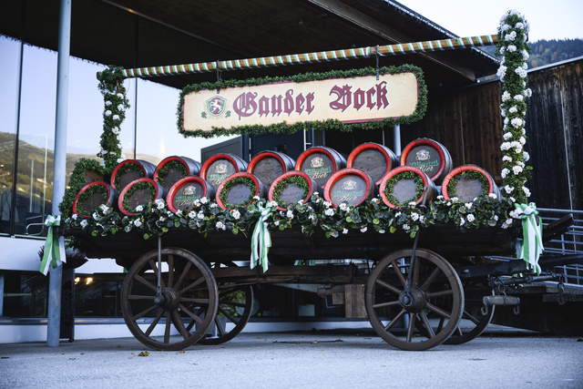 Anlässlich des 525-Jahr-Jubiläums beging Zillertal Bier am 18. Oktober 2025 einen feierlichen Galaabend in Zell am Ziller.

 | Foto: Zillertal Bier/Franz Oss