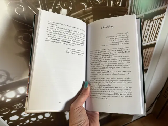 Ein Buch, das zeigt: Gute Schule lebt von Erfahrung, Herz und Haltung. | Foto: Alexandra Goll