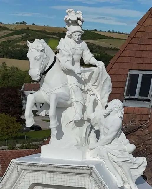 Freude über die gelungene Renovierung der Pfarrkirche Göllersdorf. Alle Hufe sind wieder dran. | Foto: Pfarre Göllersdorf