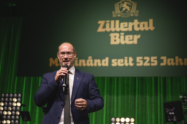 Mario Gerber, Landesrat für Wirtschaft, Digitalisierung und Tourismus, betonte die Wichtigkeit der Tiroler Brautradition sowie gelebter Partnerschaft.

 | Foto: Zillertal Bier/Franz Oss