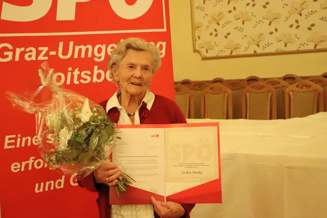 Erika Maitz aus Raaba-Grambach ist seit 60 Jahren Mitglied der Sozialdemokratie. | Foto: Edith Ertl