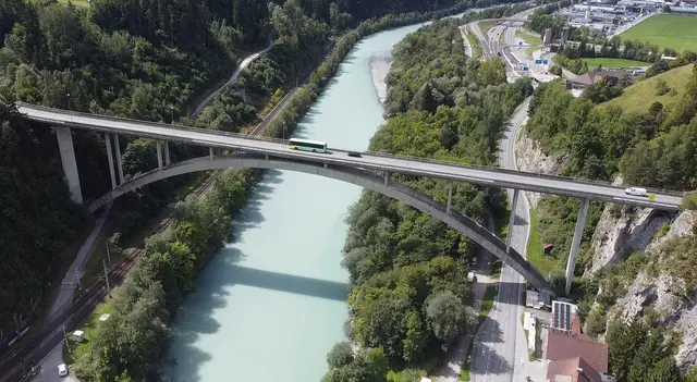 Die Vorarbeiten für die Sanierung der Pitztalbrücke starten. | Foto: Land Tirol