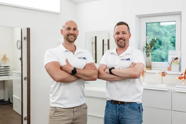 Die Fachärzte für Orthopädie und Traumatologie Sebastian Sorger und Hans-Peter Sallegger sprechen über Therapiemöglichkeiten bei Arthrose. | Foto: your story photography/Tanja Wünscher