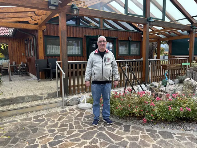 Joachim Koschu hat mit der Mostschenke noch einiges vor. Neben diverse Feiern soll es in Gösselsdorf wieder eine gut bürgerliche Küche mit viel Jausen, aber auch unterschiedlichen Schmankerln geben. | Foto: MeinBezirk/Robert Glinik