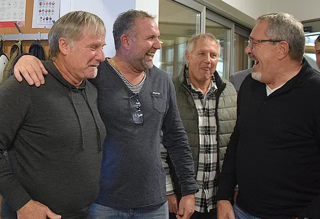 Herzliche Begrüßung im Restaurant Millenium in Kundl. David und Reinhold Margreiter, Josef Seebacher und Rainer Raunegger (von links nach rechts). | Foto: Schwaighofer