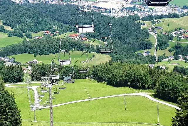 Die Sommerrodelbahn braucht den Doppelsessellift. | Foto: Josef Wind