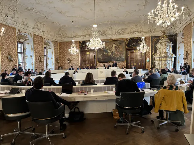 Die elfte Landtagssitzung in der aktuellen Gesetzgebungsperiode fand am Dienstag statt.  | Foto: MeinBezirk/Verena Kriechbaum