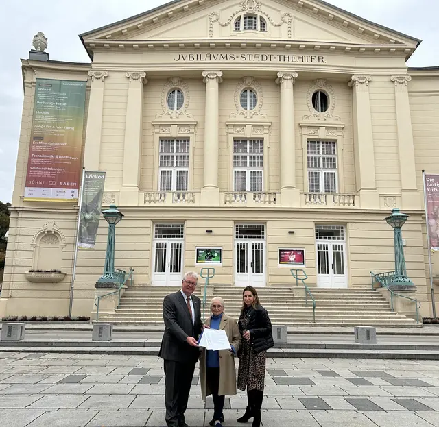 Landtagsabgeordneter Christoph Kainz, Irene Geiger und Bürgermeisterin Carmen Jeitler-Cincelli. | Foto: 2025psb/mp