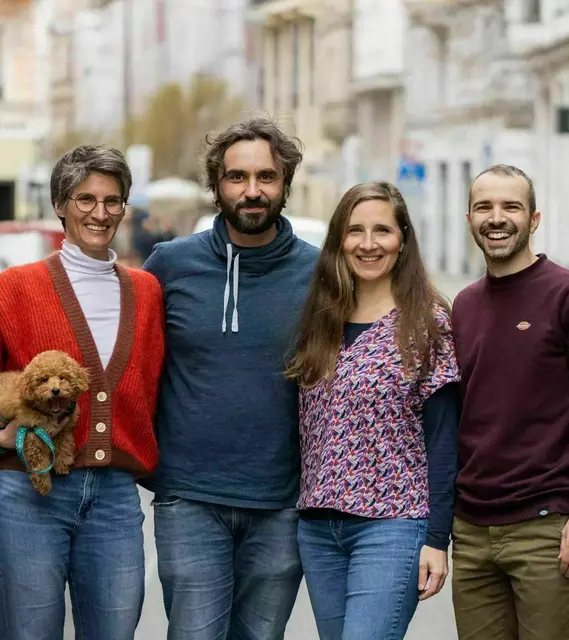 Das Team des Grätzllabors Neubau ist beim Spaziergang dabei. | Foto: Grätzllabor Neubau