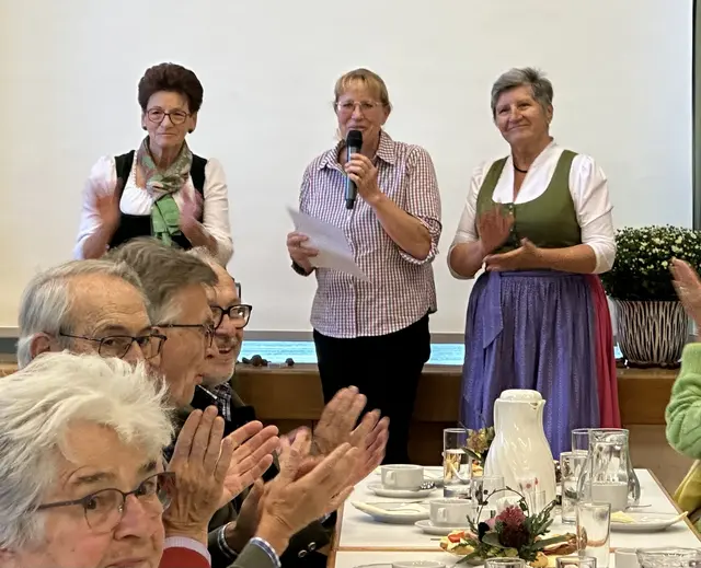 Die fleißigen Organisatorinnen Hildegard Forsthuber, Maria Hödl und Eva Erhart. | Foto: Maria Hödl